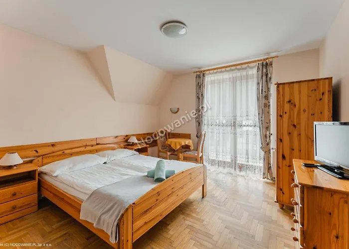 Panzió Bialy Dworek 3*